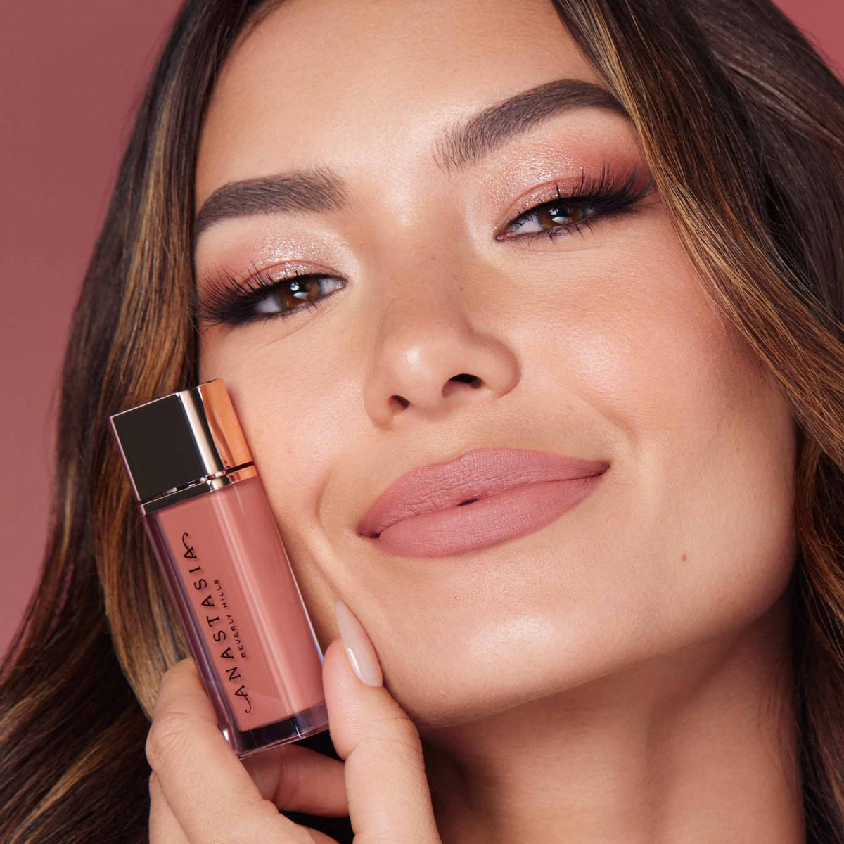 Lip Velvet · Mousse labial mate