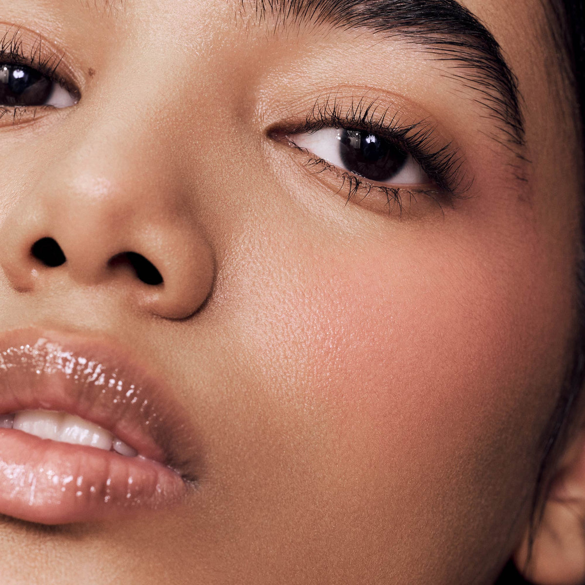 Blush Butter Balm · Rubor en bálsamo