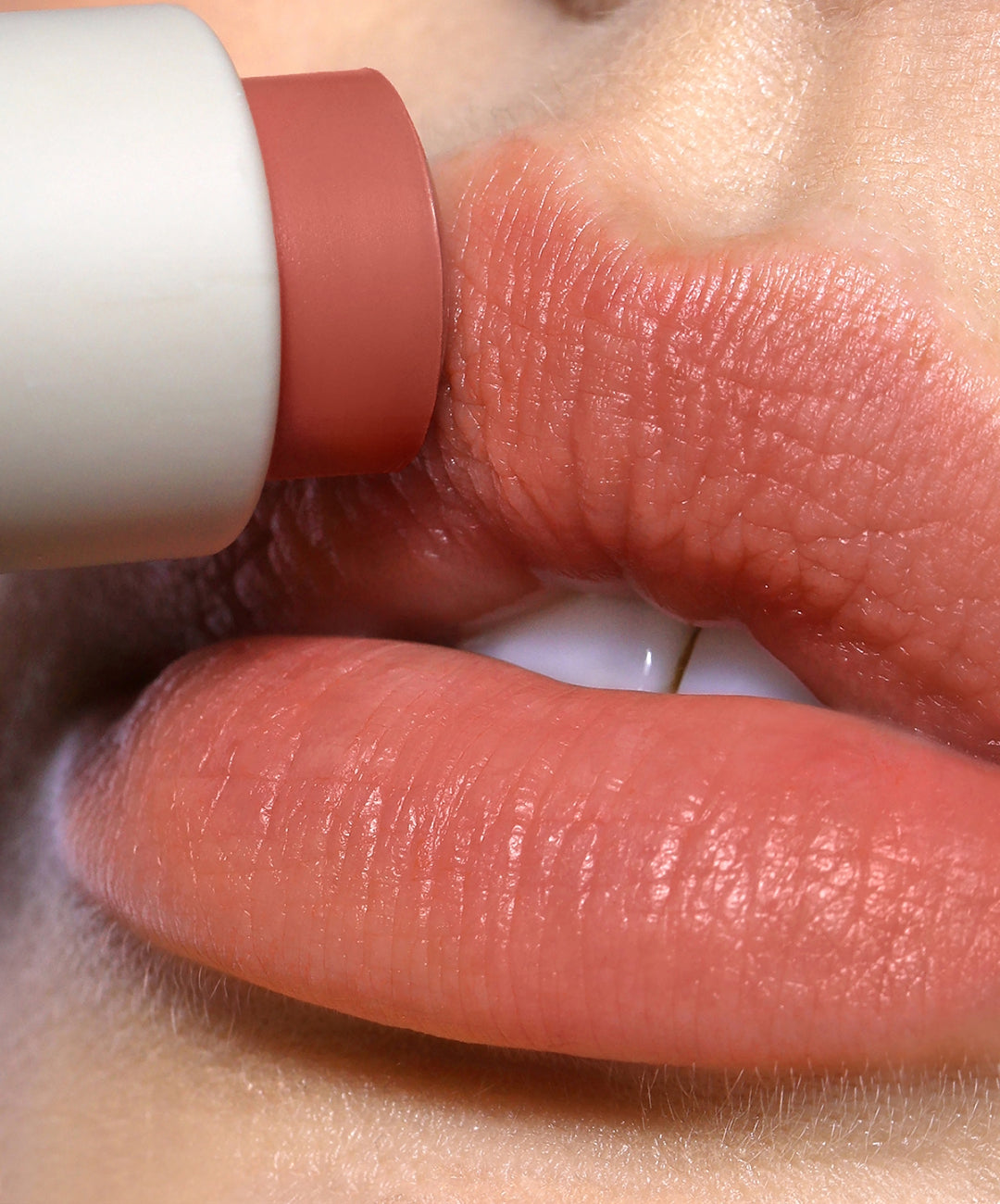 Lip Blush · Tinte labial bálsamo