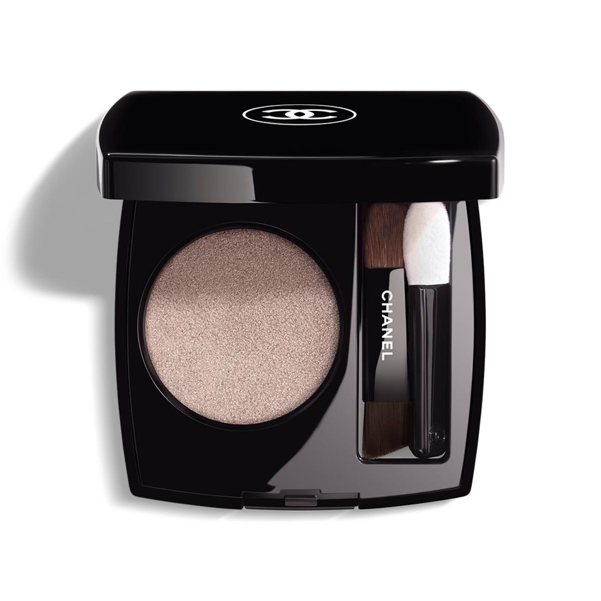OMBRE ESSENTIELLE · Sombra multiuso