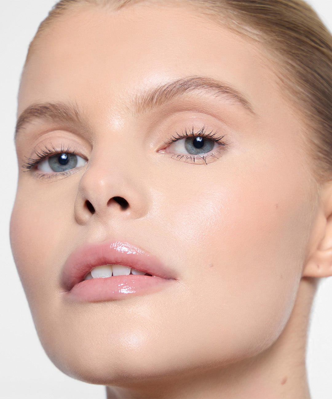 Lip Gloss · Gloss de labios
