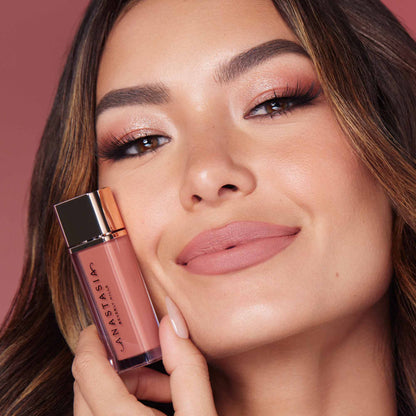 Lip Velvet · Mousse labial mate