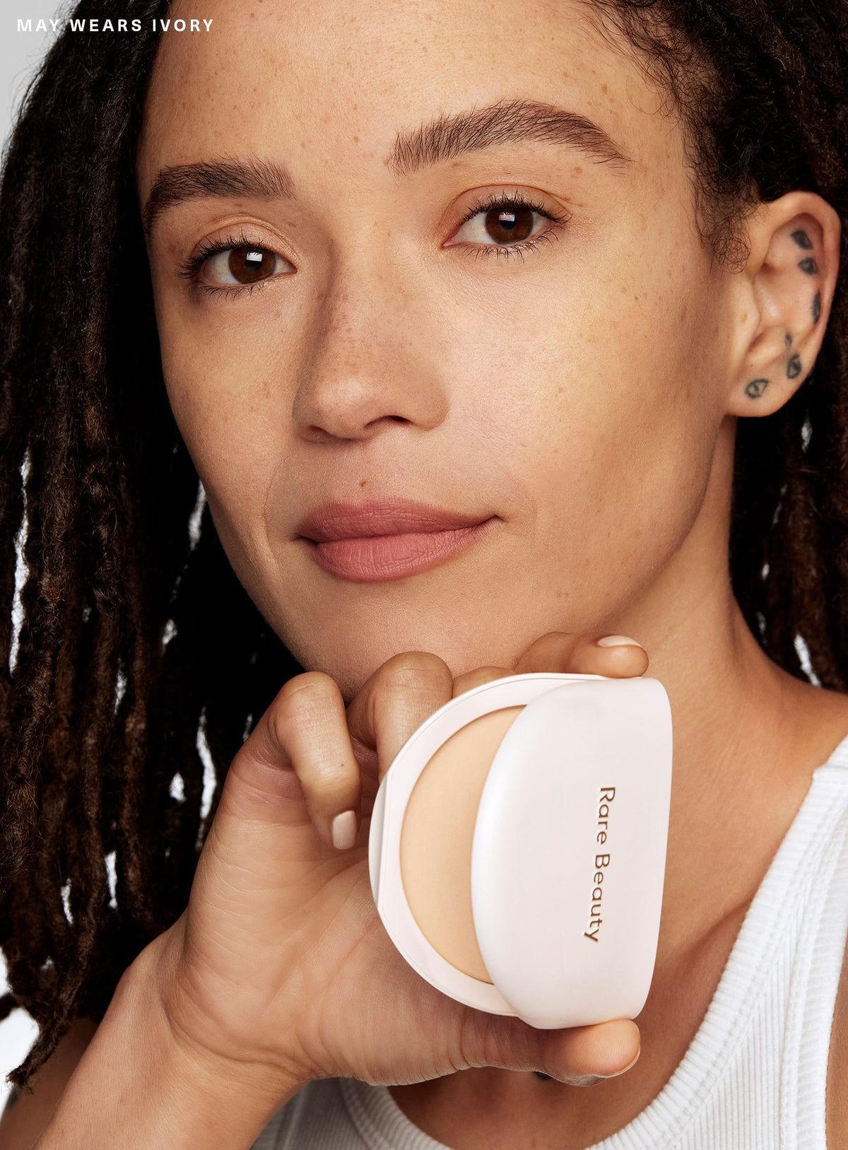 True to Myself · Polvo compacto con color