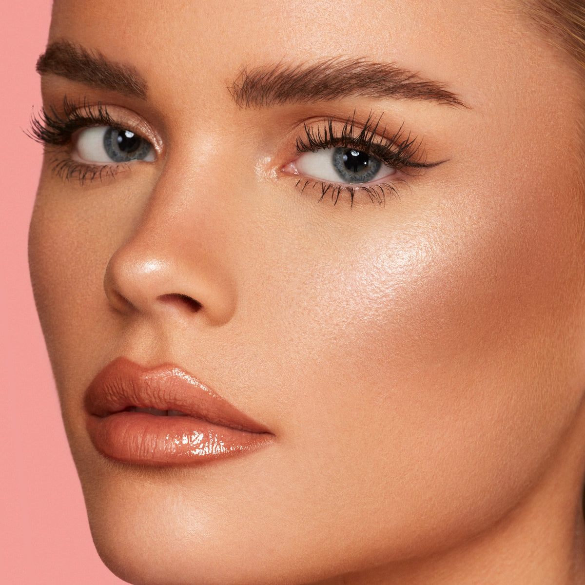 Fuller Pout · Delineador escultor de labios