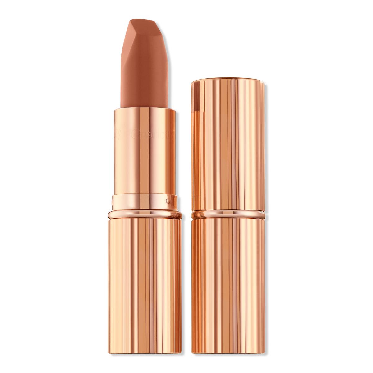 Matte Revolution · Labial mate hidratante